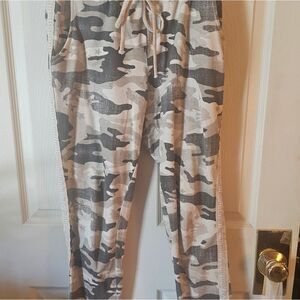 VENTI 6 CAMO JOGGERS